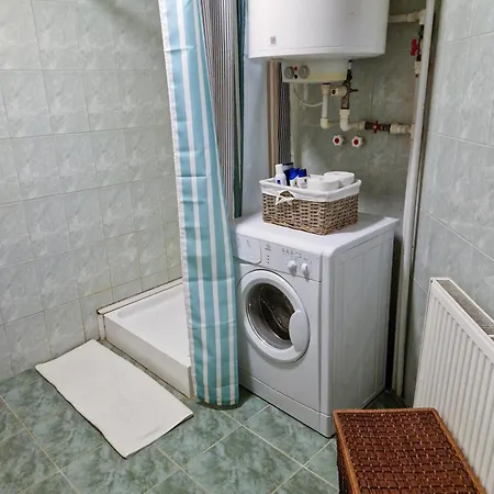 Forresthouse * Zetea