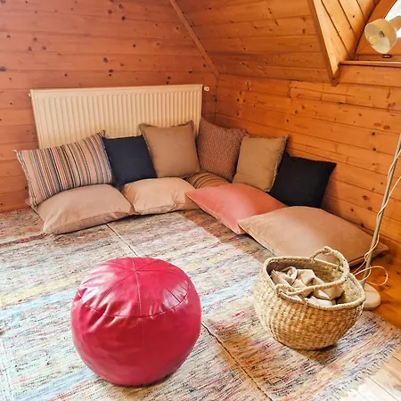 Forresthouse Chalet